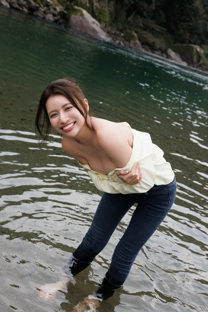 元BDガールの美人社長・藤渡小百合、美ボディを解き放つ初写真集が発売決定 2月25日 2枚目