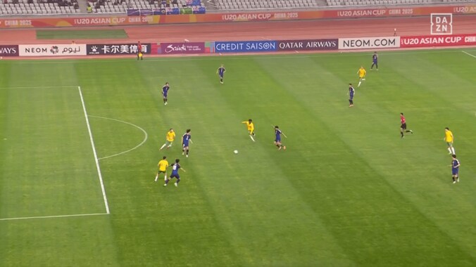 「GKの反応が変…」U-20日本代表が“３連続ミス”で悲劇の失点「なぜあんなパスを出した」「寄せが遅い」アジアカップ準決勝敗退に繋がった決定的瞬間にファン嘆き 4枚目