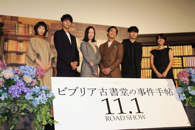 成田凌、舞台挨拶中に大量発汗「人前に出るのが久々すぎて緊張」 2枚目