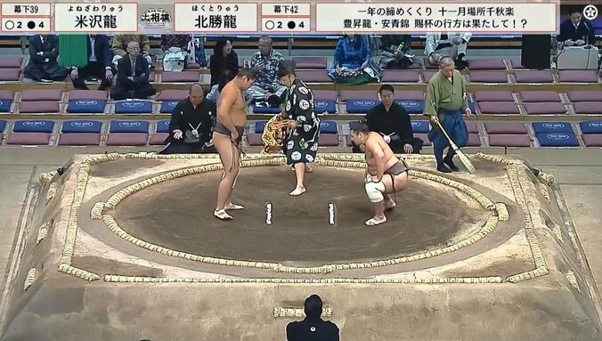 異次元のスタイル…高身長力士の全身ショット