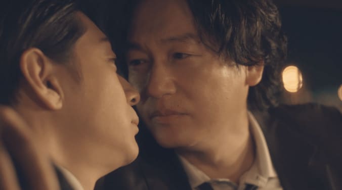 【写真・画像】田中圭&林遣都、桜舞い散る中キス…「」「」と反響『おっさんずラブ-リターンズ-』　1枚目