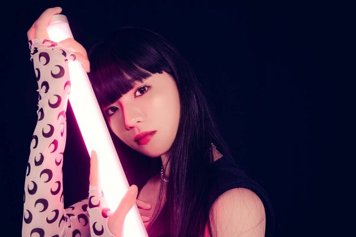 FAKY×Novel Core『月とオオカミちゃん』がきっかけで生まれたコラボ曲発表「あの冬がまた1つ形になった」