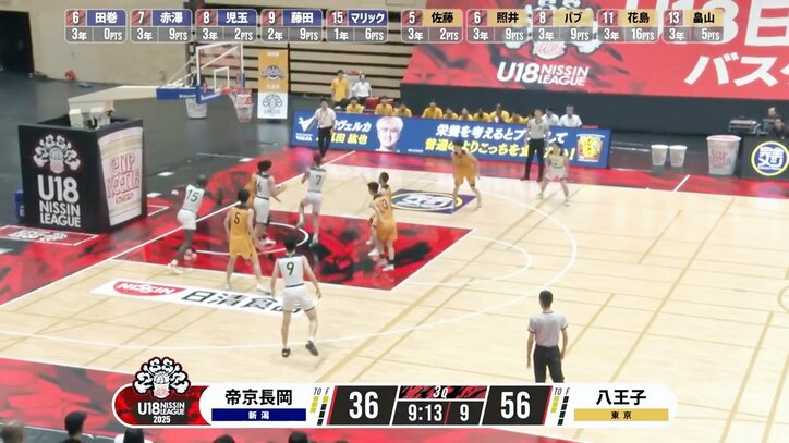 【写真・画像】残り13秒でアリーナ騒然の攻防！「高校生の試合でこれはすごい！」ファン騒然のブロックショット2連発　　1枚目