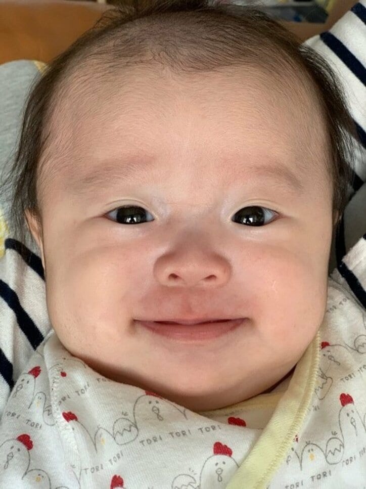 キンタロー。の夫、娘の表情を凝視し機嫌を確認「振り回されながら、我々は、必死である」