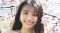 豊島心桜、桜の下で圧巻の“わがままボディ”披露 『週プレ』表紙&巻頭グラビア