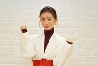 じーっと上目遣いで見つめる松本まりかに「惚れてしまう」「めっちゃ可愛い」の声