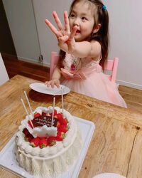 土屋アンナ『この間4歳になった星波』