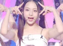 「顔ちっちゃ」「足なが」最年少メンバーは13歳！人気K-POPアイドル・UNISにももクロ・佐々木彩夏が驚き「ファンデーション何使ってるか教えてほしい」