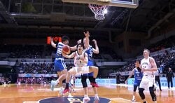 「マジで上手すぎる！」日本代表ガードの“魔術師ぶり”が話題「なんだ、ただのPG（ポイントゴッド）か」「齋藤拓実の実力が世に放たれた」バスケＷ杯予選で躍動