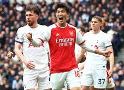 アーセナル冨安健洋、大一番でスタメン出場！ プレミアリーグ優勝が懸かったエヴァートン戦で左SBを担う！ エースのサカが怪我で欠場