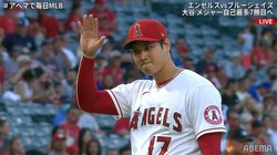 大谷翔平、ゲレロJr.に左前ヒット許すも“ニコっ”と笑顔で会話 「良いライバル」「対決を楽しんでる」ファン興奮