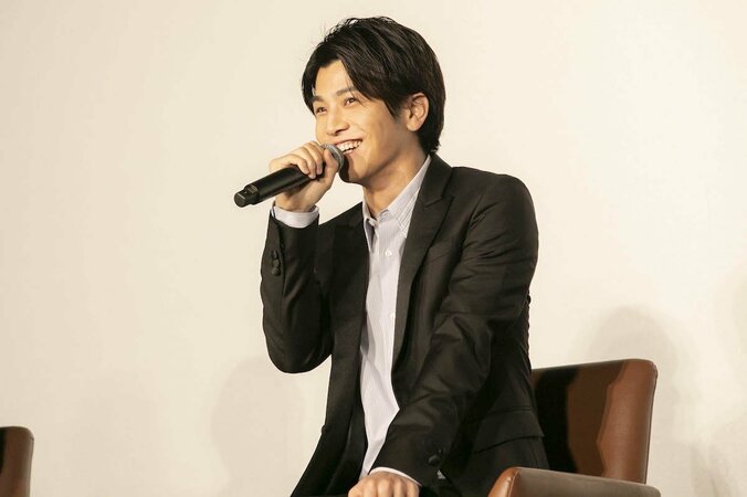 岩⽥剛典、子ども時代の“変わった”夢を告白「サッカー選手とか野球選手じゃなくて」 3枚目