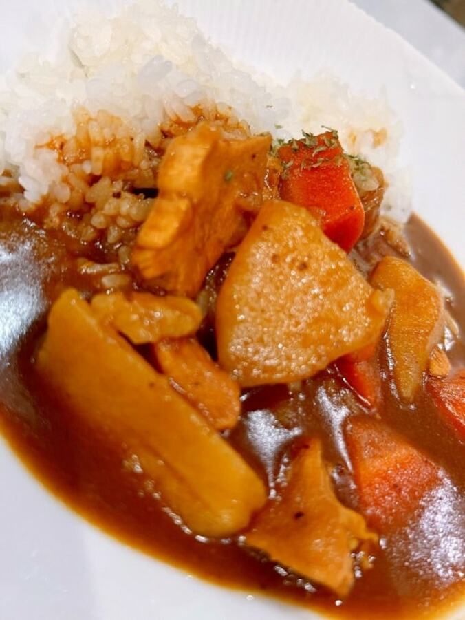 渡辺美奈代、米を7合炊いて作った夕食を公開「7人で頂きました！」  1枚目