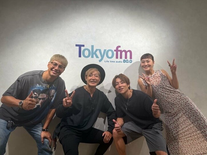 【写真・画像】杉浦太陽、村上佳菜子＆つるの剛士＆ユージとの4ショットを公開　1枚目