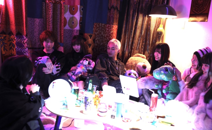 【写真・画像】藤井道人プロデュース 映画『東京逃避行』居場所を失った4人の想いと運命が交錯する一夜の逃亡サスペンス、場面写真＆予告編解禁　5枚目