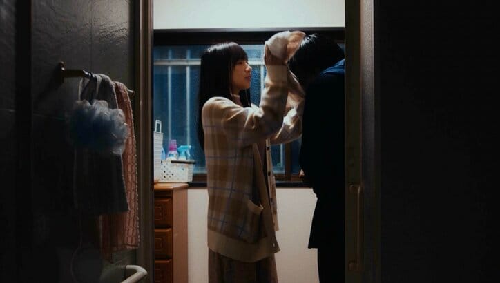 齊藤京子（日向坂46）の背徳的キスシーンにファン衝撃「きょんこいず息してますか…」『泥濘の食卓』