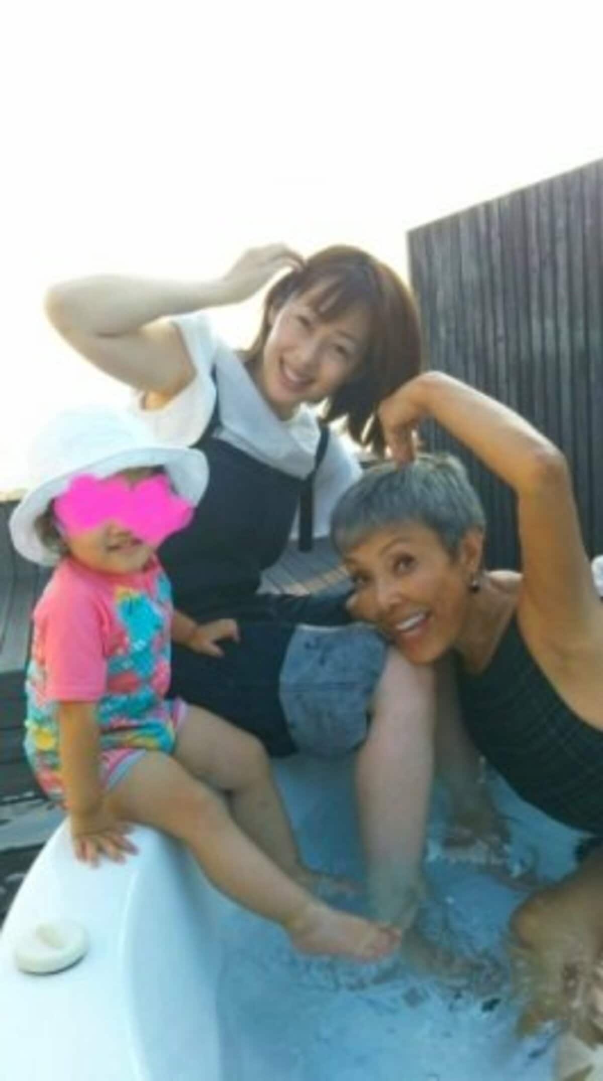 井上和香 ピーター宅で娘と屋上ジャグジー満喫 癒しの空間 話題 Abema Times 井上和香 ピーター宅で娘と屋上ジャグジー満喫 癒しの空間 話題 Abema Times