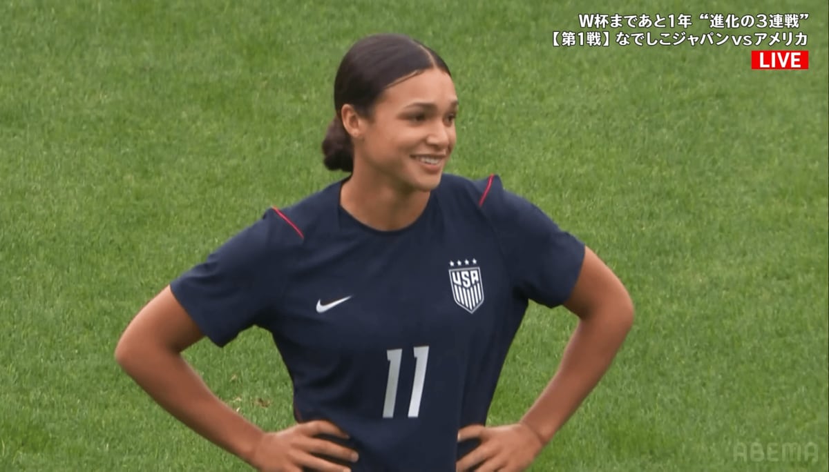ママと同じく美人さん」アメリカ代表FWの“赤ちゃん”登場に胸キュン