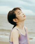 岡本夏美、海を感じる透明感あふれる横顔ショットにファン絶賛「夏の女神」「日本が誇れる女性」
