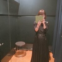 AKINA『蘭々さん、里奈姉さん☺︎』