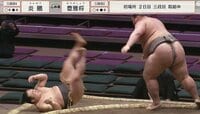 “怪物”力士に炎鵬が…館内悲鳴 強すぎる三段目力士に「これは怪物」「首こわかった」ファン恐々 