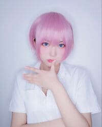 「完璧」「めっちゃ可愛い」人気コスプレイヤー・Yuki亭が披露した「五等分の花嫁」一花のコスプレに絶賛の声