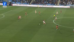 「今日の南野すごいぞ」南野拓実、圧巻“70メートル縦断ドリブル”炸裂でファン沸騰「運びがえぐい」迫力の大爆走で相手を弾き返した瞬間