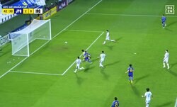 「完璧な崩し！」U-23日本代表の“高速の連携ゴラッソ”にネット歓喜！ パリ五輪出場を手繰り寄せた歓喜の瞬間「３人が輝いた」「スピード速いのに技術が凄い」