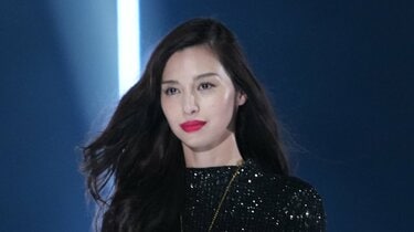 奇跡の9頭身”中条あやみ、圧倒的オーラ＆スタイルに「かっこよすぎる