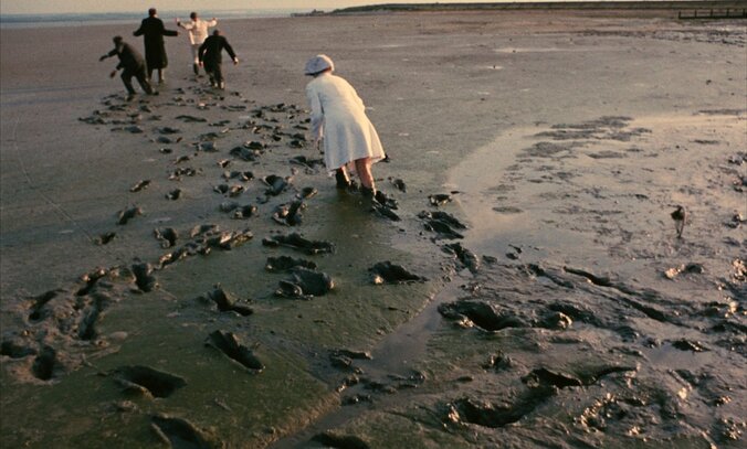 ベトナム戦争を痛烈に批判しカンヌで上映中止に…幻の反戦映画『テル・ミー・ライズ』冒頭映像解禁 6枚目