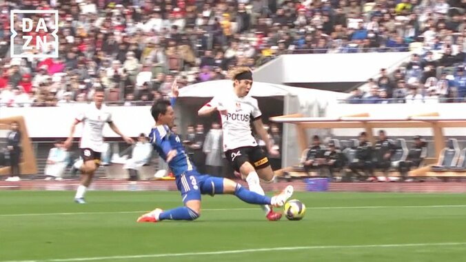 【映像】浦和：松尾、圧巻“エジルキック”が決まった瞬間