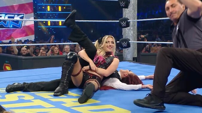 アレクサは余裕の表情