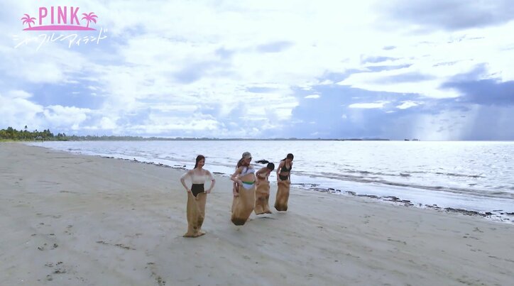 【写真・画像】スタイル抜群のK-1ラウンドガールやダンサーらがビーチで本気バトル！「いいですね〜」ニューヨーク屋敷絶賛　2枚目