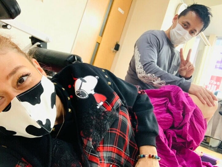 LiLiCo、怪我から4か月半が経過し順調に回復「動かしても熱が出なくなって」