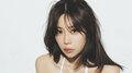 “豊満すぎるダイナマイトボディ”鈴木ふみ奈、“靴とグラビア”テーマに史上最高の露出感に挑戦 『週プレ』
