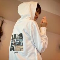 桐谷美玲、夫・三浦翔平との“呪術廻戦ごっこ”ショットを披露 「夫婦仲良し」「キメてる感じが素敵」の声