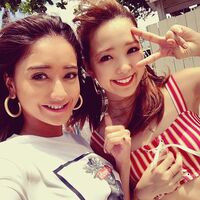 有吉弘行「弟子二人。」藤田ニコル＆池田美優の笑顔ショットに「レベルが高すぎる」「私も弟子にしてください！」の声