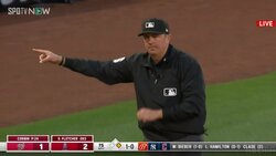 大谷翔平、同僚のタイムリーが幻に…“疑惑”の判定に「フェアやろ」ファン大ブーイング 「確実にフェアです」西岡剛氏も苦笑