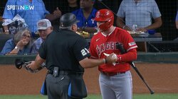 なにやってんだよ！ 大谷翔平の同僚が犯した“凡ミス”にネビン監督が激怒 視線が鋭すぎて怖い瞬間