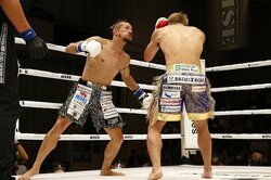 セコンド那須川天心も興奮！ 前口太尊、記憶が飛び、試合後に嘔吐も執念の勝利「吐きました。1リットルくらい…」