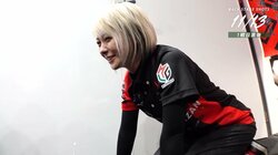 勝利報告のはずが笑顔混じりの全力で土下座「ホント、申し訳ない！」二階堂亜樹、仲間に明かしたまさかの理由／麻雀・Mリーグ