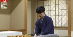 「序中盤で知らないこと無いのでは…」藤井聡太王座の更なる“進化”に同僚棋士＆女流棋士が「恐ろしいですね（笑）」