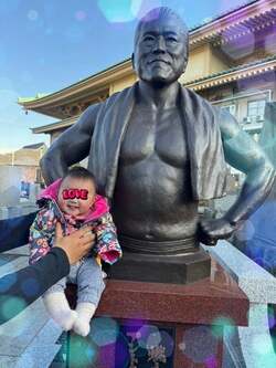  北斗晶、孫を連れて新年の挨拶のため墓参りへ「抱いてもらう事は残念ながら出来ませんが」 