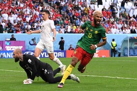 不屈のライオン・カメルーンがW杯9試合ぶりの勝ち点 華麗なループがVARで一転ゴール判定…流れが一変！