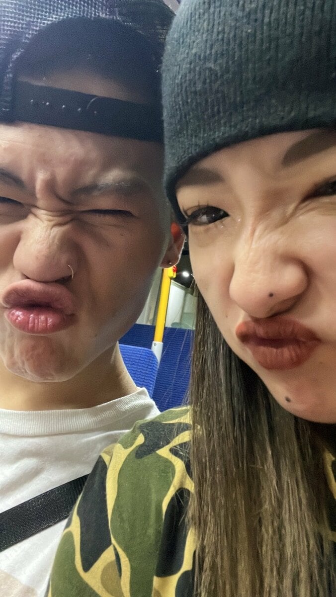 【写真・画像】過酷な婚前合宿サバイバル番組『ウェディングウォーズ』熾烈なバトルに挑む参加カップル8組に、一問一答インタビュー！最年少 なおき&りあらカップル編　4枚目