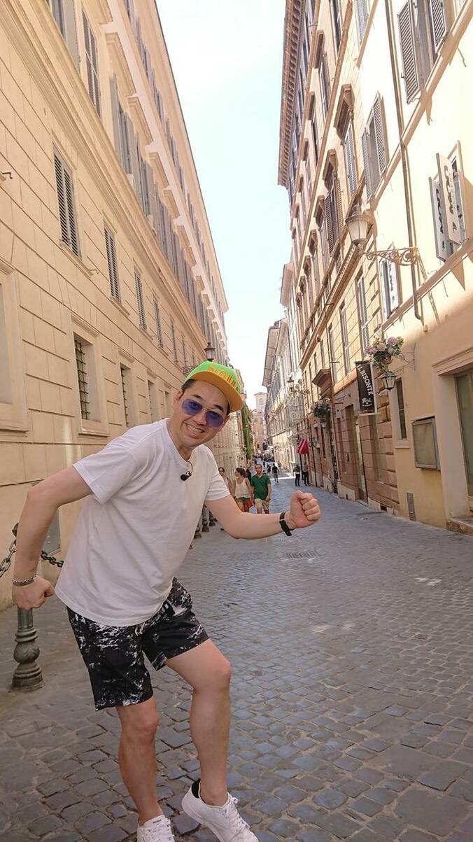 バナナマン・設楽統、初披露の『設楽ポーズ』にファン大絶賛「かっこいい～！ 1枚目