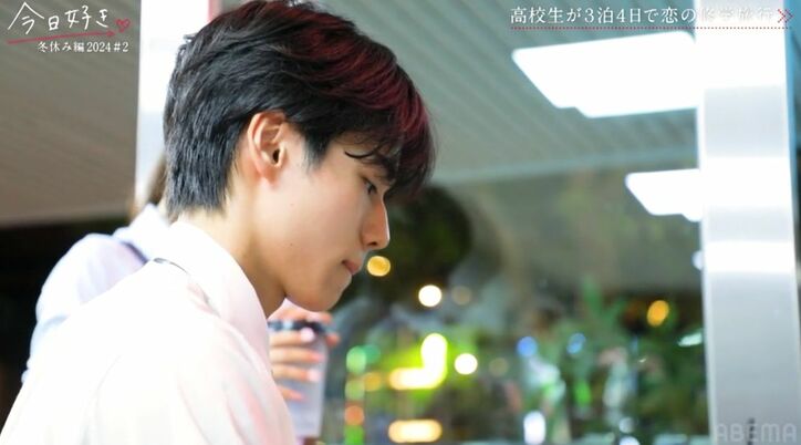 【写真・画像】“ビジュ最強”の高3男子、道端にあるピアノを突然弾きだし…上級者すぎるテクニックに「ギャップすごい」「かっこいい！」絶賛の声、女子との連弾も完璧『今日好き』冬休み編2024第2話　4枚目