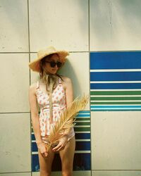 「かっわいいい～～～！！！」Dream Ami、キュートな水着ショットにファン絶賛