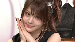 田中れいな「アップすぎやろ！」キス顔からのダブルピースにカメラマンがロックオン　ファン「ドキドキする」