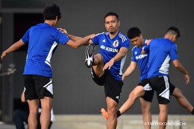 憧憬から目標に変わったW杯…長友佑都が自身4度目の本大会出場へ「誰よりも強い覚悟がある」